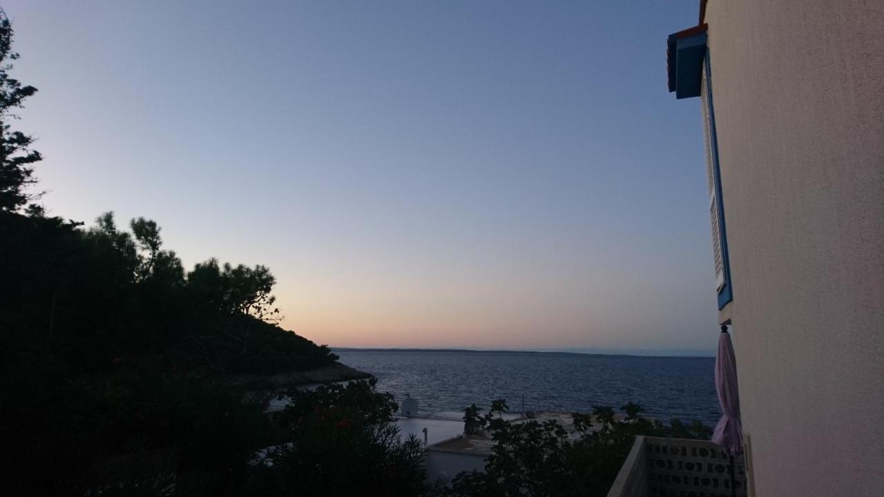 Apartmani Antonieta Veli Lošinj Exterior foto