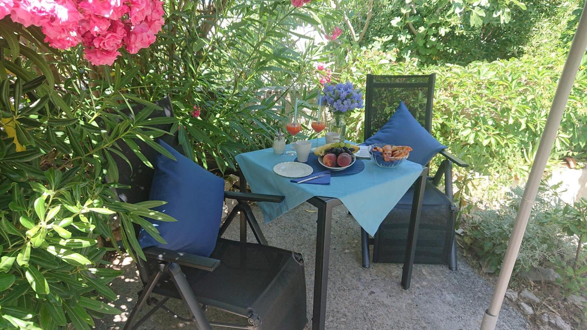 Apartmani Antonieta Veli Lošinj Exterior foto